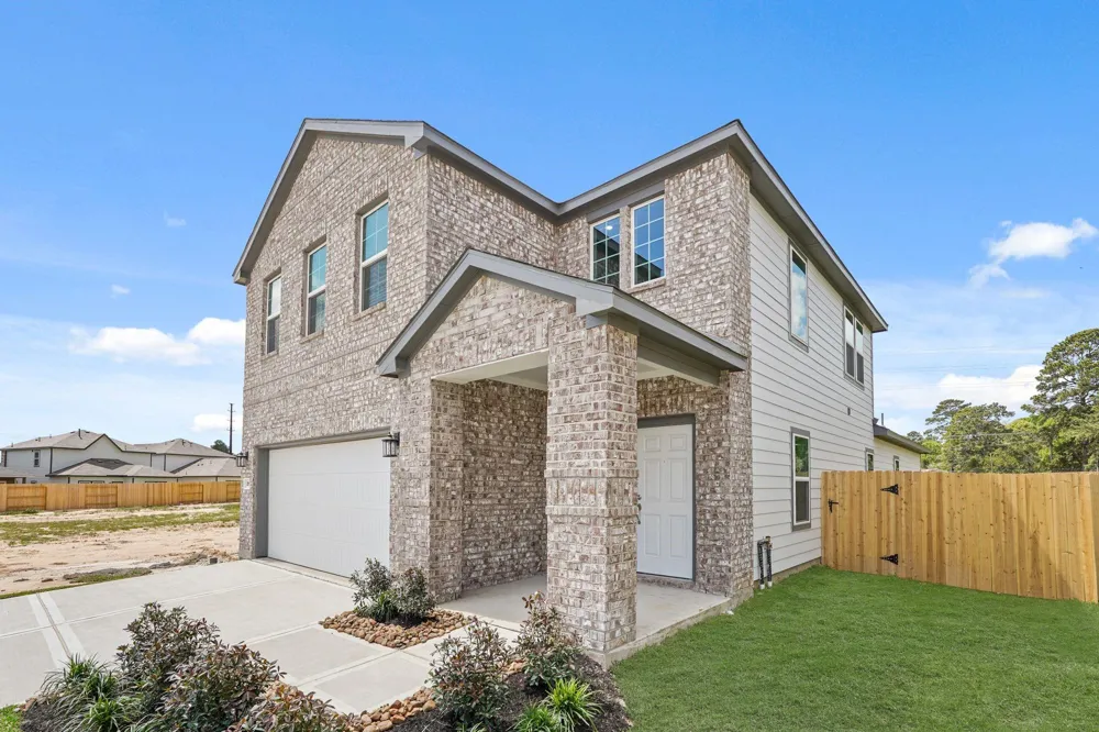 213 Elm Spring Drive Hockley, TX 77447
