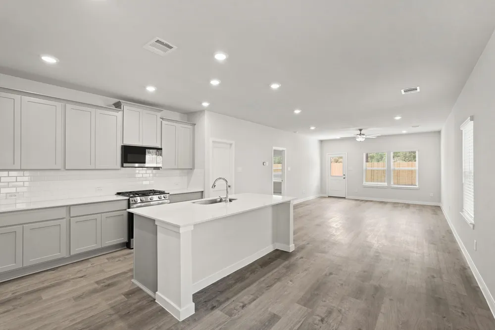 213 Elm Spring Drive Hockley, TX 77447