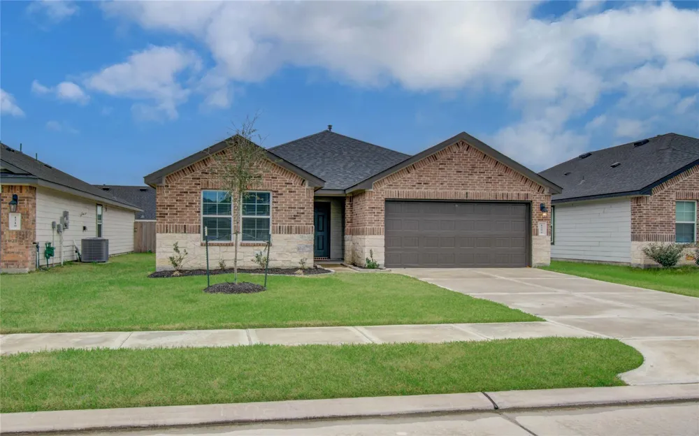 1206 Cattle Chute Court Rosharon, TX 77583