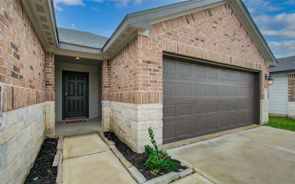 1206 Cattle Chute Court Rosharon, TX 77583