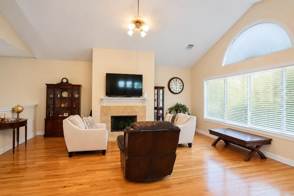 3645 Main Plaza Drive Hockley, TX 77025