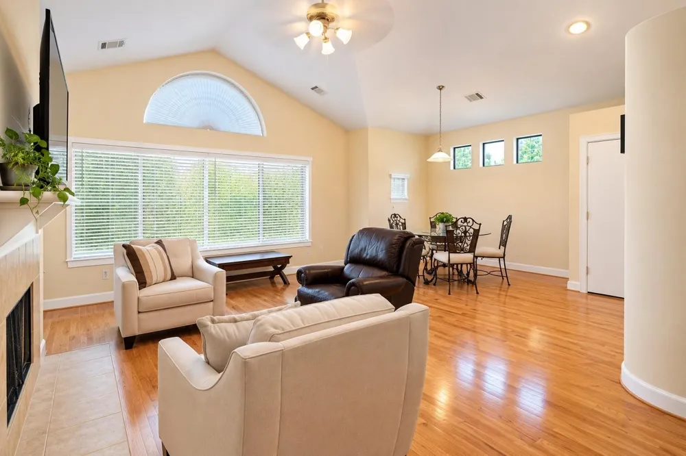 3645 Main Plaza Drive Hockley, TX 77025