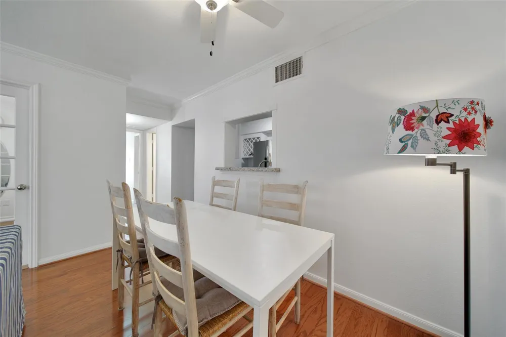 1601 S Shepherd Drive #170 Houston, TX 77019