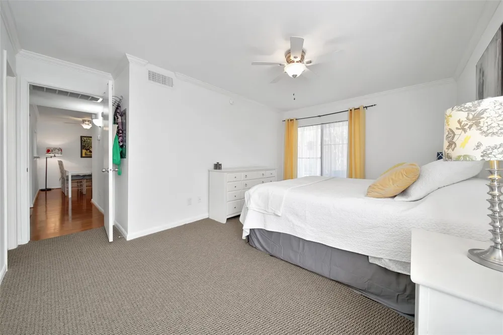 1601 S Shepherd Drive #170 Houston, TX 77019