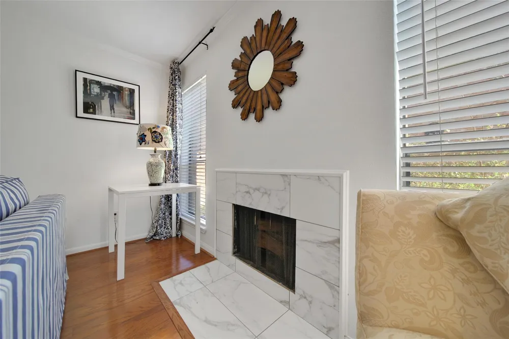 1601 S Shepherd Drive #170 Houston, TX 77019