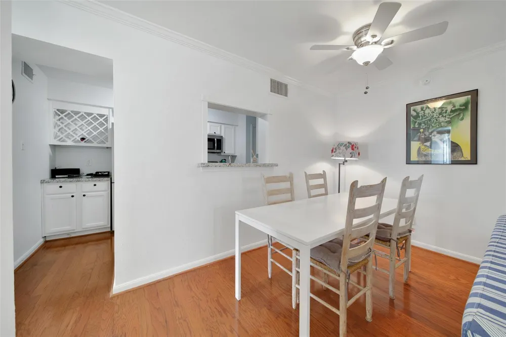 1601 S Shepherd Drive #170 Houston, TX 77019