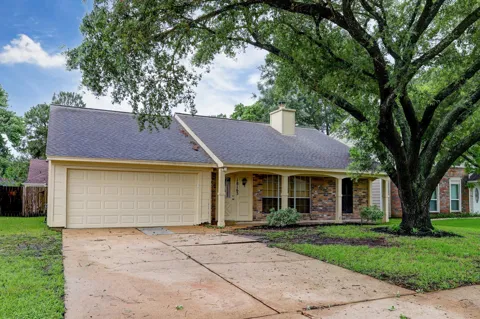 18163 Brooknoll Drive