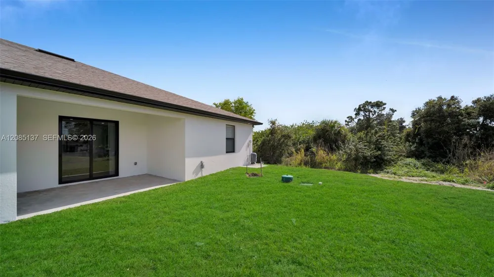 330 Gordon Ave #330 Lehigh Acres, FL 33973