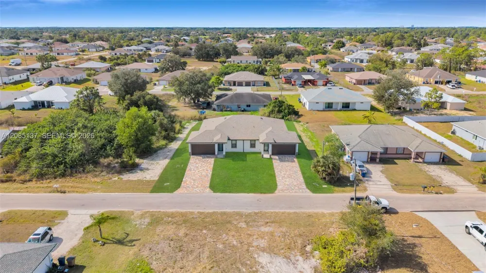 330 Gordon Ave #330 Lehigh Acres, FL 33973
