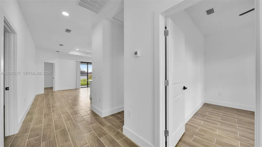 330 Gordon Ave #330 Lehigh Acres, FL 33973