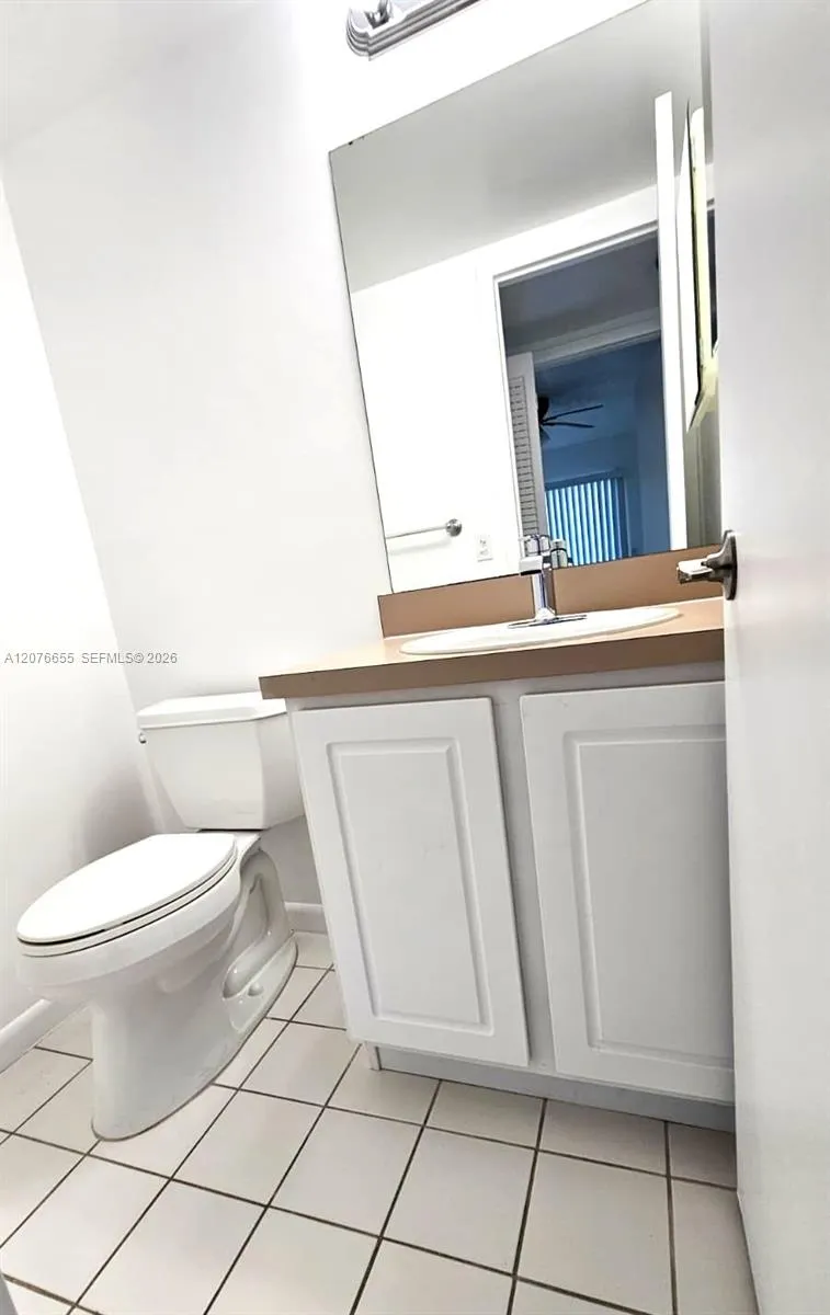 4034 Exeter B #4034 Boca Raton, FL 33434