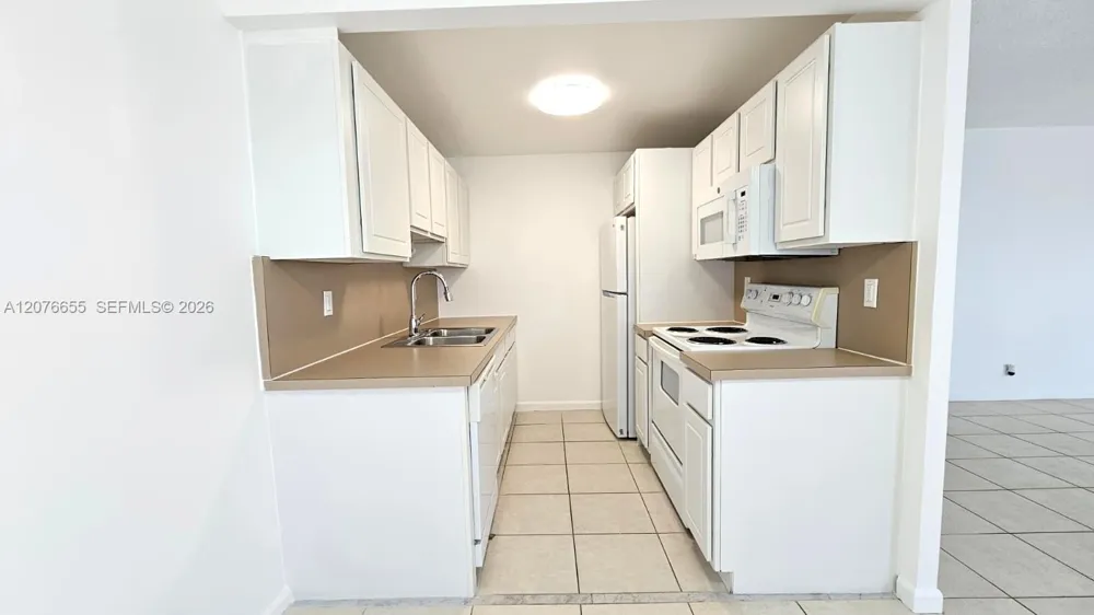 4034 Exeter B #4034 Boca Raton, FL 33434