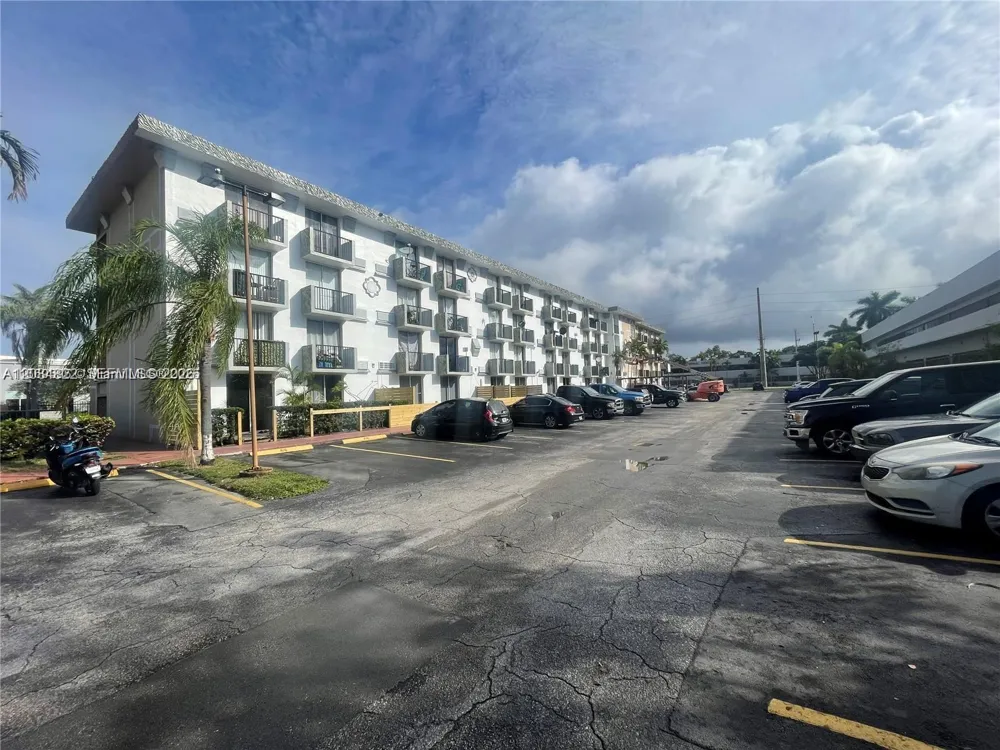 16450 NW 2nd Ave #109 Miami, FL 33169