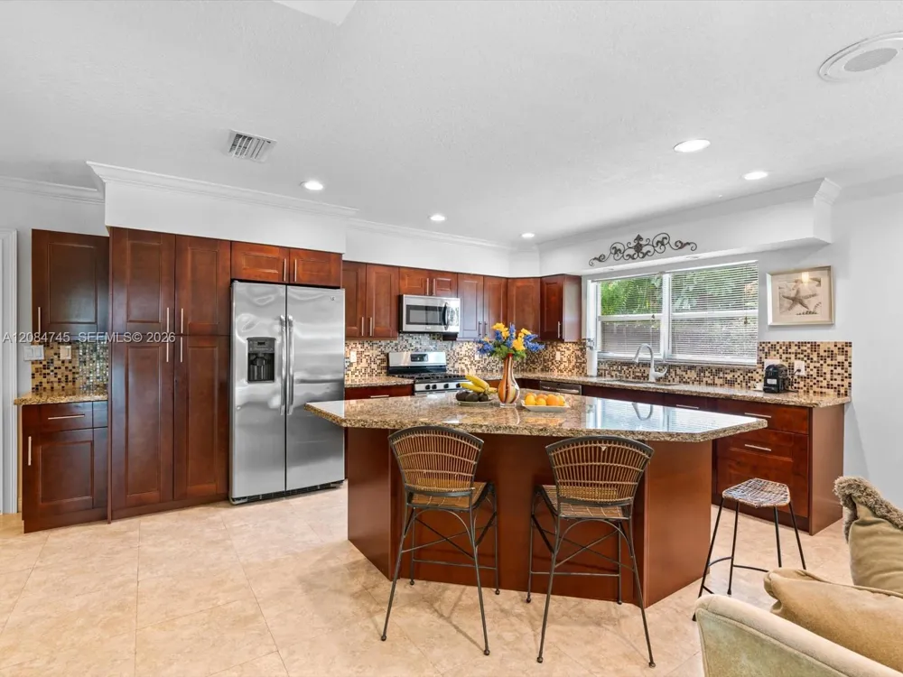 731 NW 4th Ct Boca Raton, FL 33432