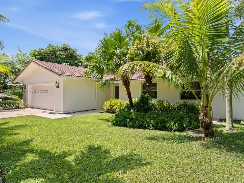 731 NW 4th Ct Boca Raton, FL 33432