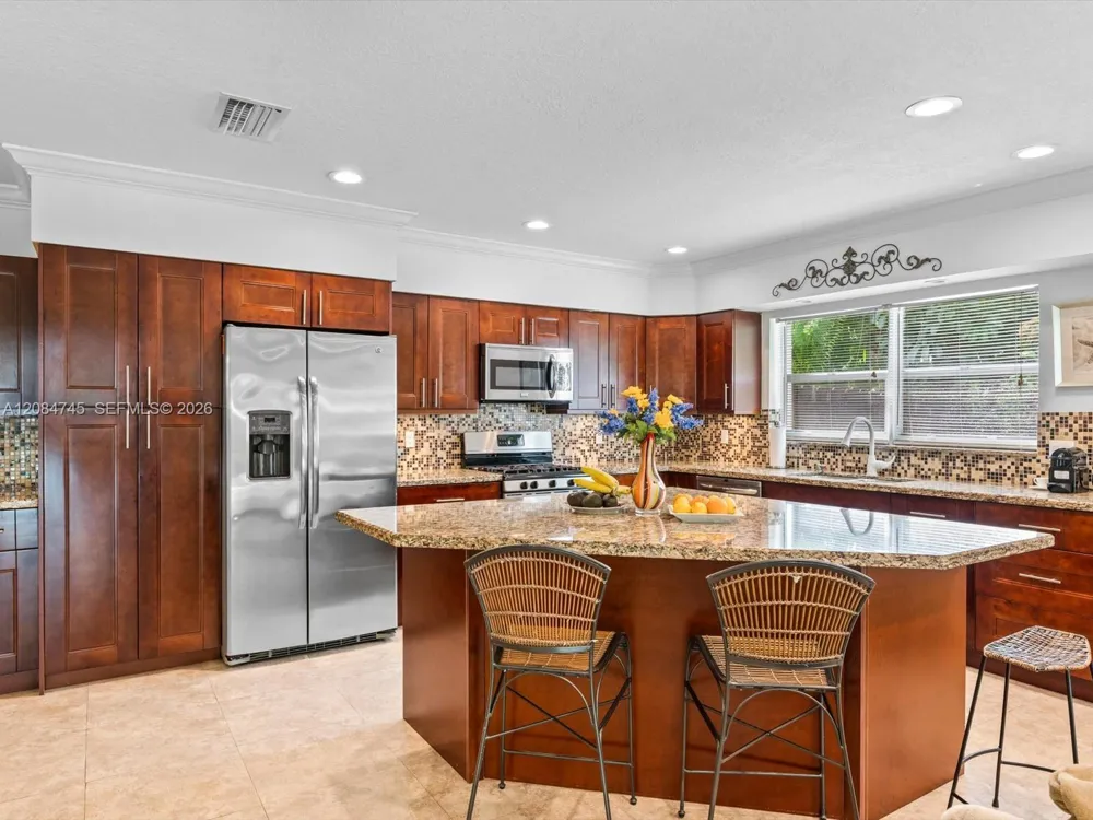 731 NW 4th Ct Boca Raton, FL 33432