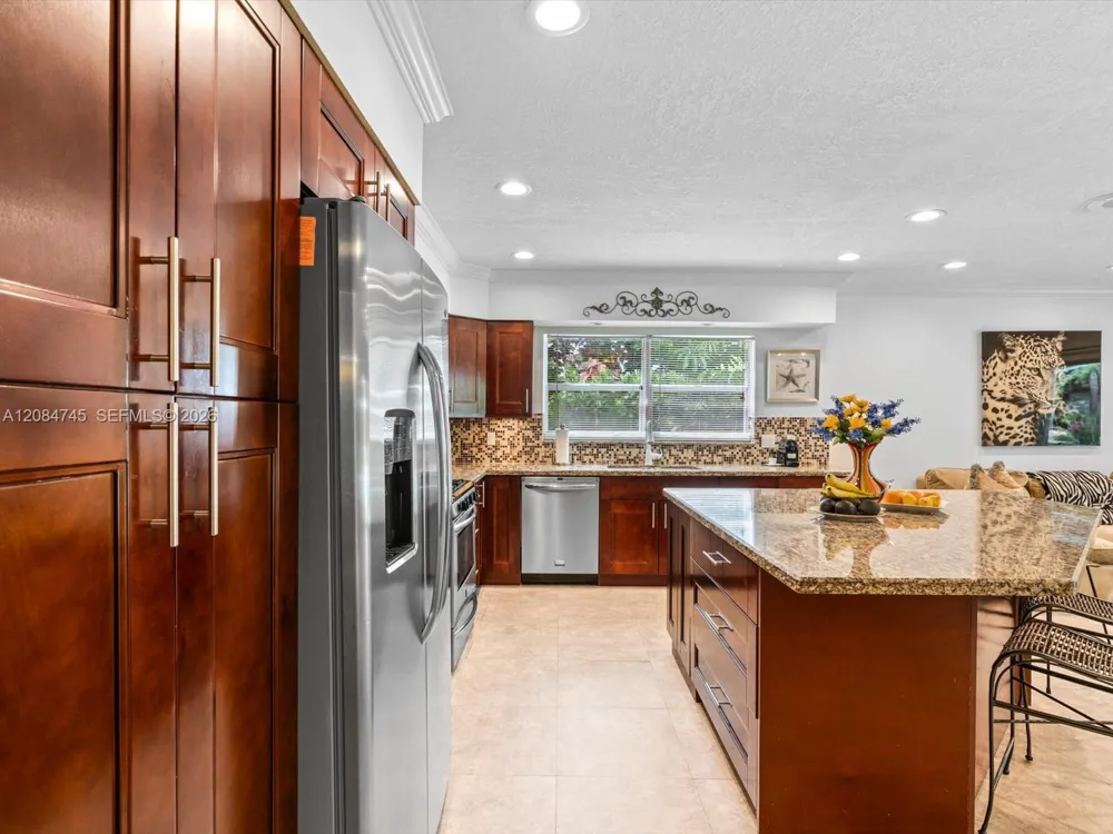 731 NW 4th Ct Boca Raton, FL 33432