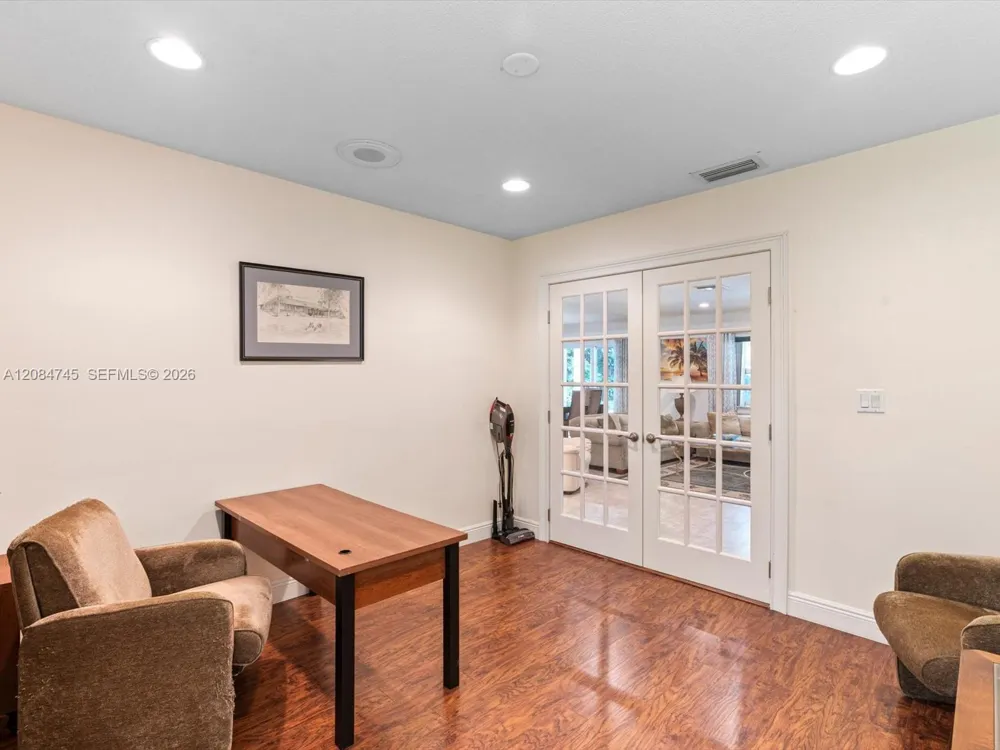 731 NW 4th Ct Boca Raton, FL 33432