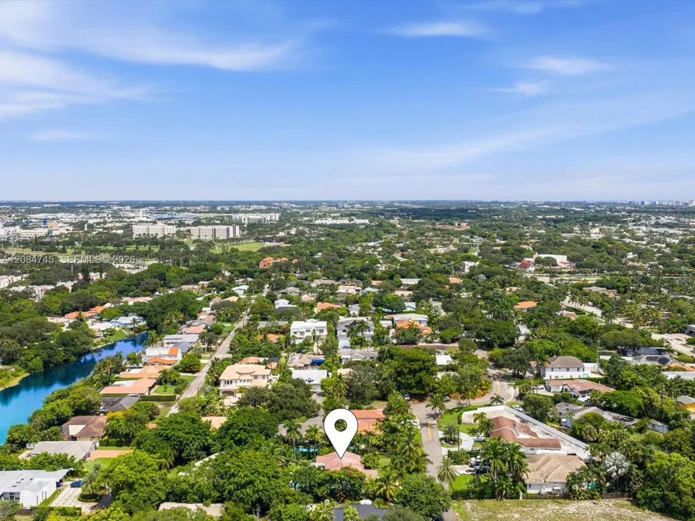 731 NW 4th Ct Boca Raton, FL 33432