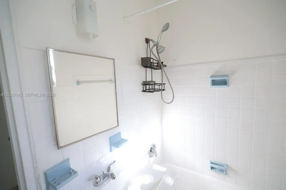 770 83rd St #3 Miami Beach, FL 33141