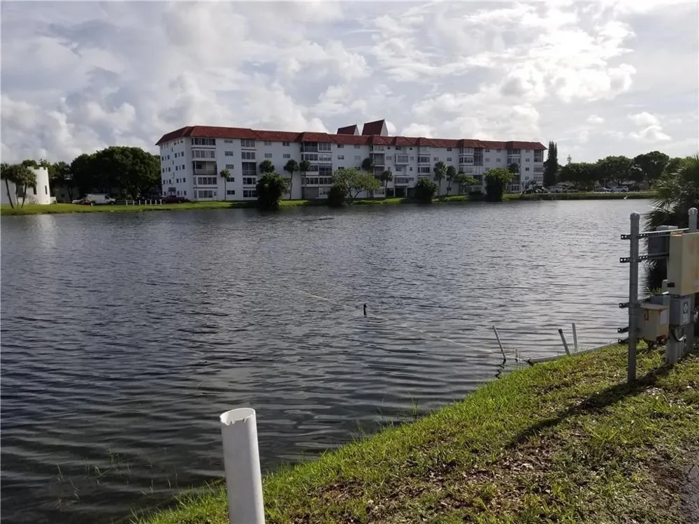 4751 NW 21st Street #618 Lauderhill, FL 33313