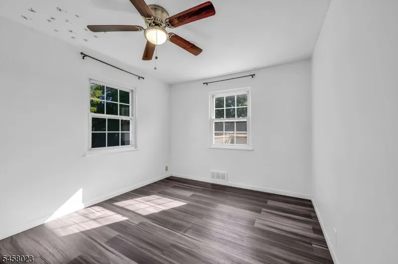 48 Elwood Ave Flemington, NJ 08822