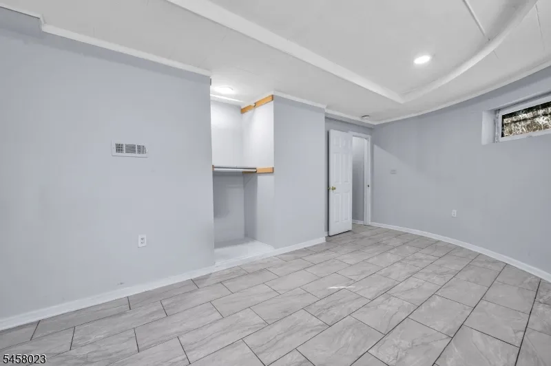 48 Elwood Ave Flemington, NJ 08822