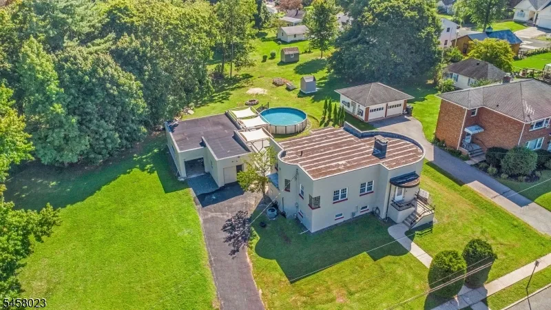 48 Elwood Ave Flemington, NJ 08822
