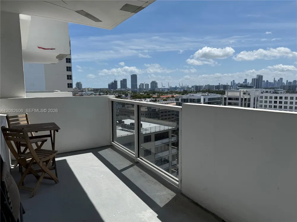 100 Lincoln Rd #1420 Miami Beach, FL 33139