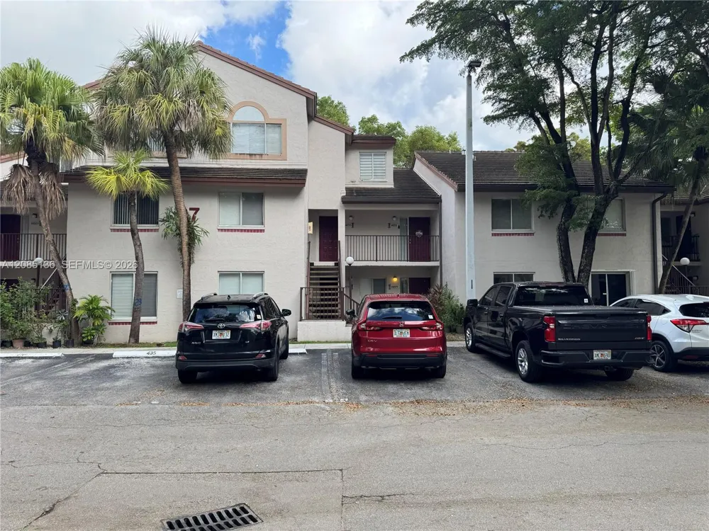 14035 SW 91st Ter #14035 Miami, FL 33186