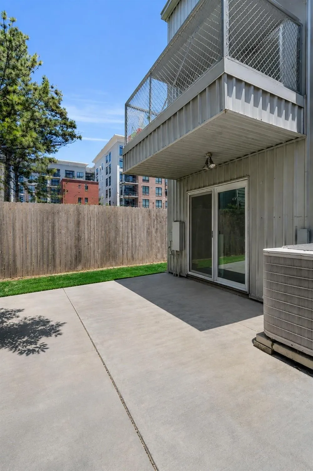 708 Ruthven Street Houston, TX 77019