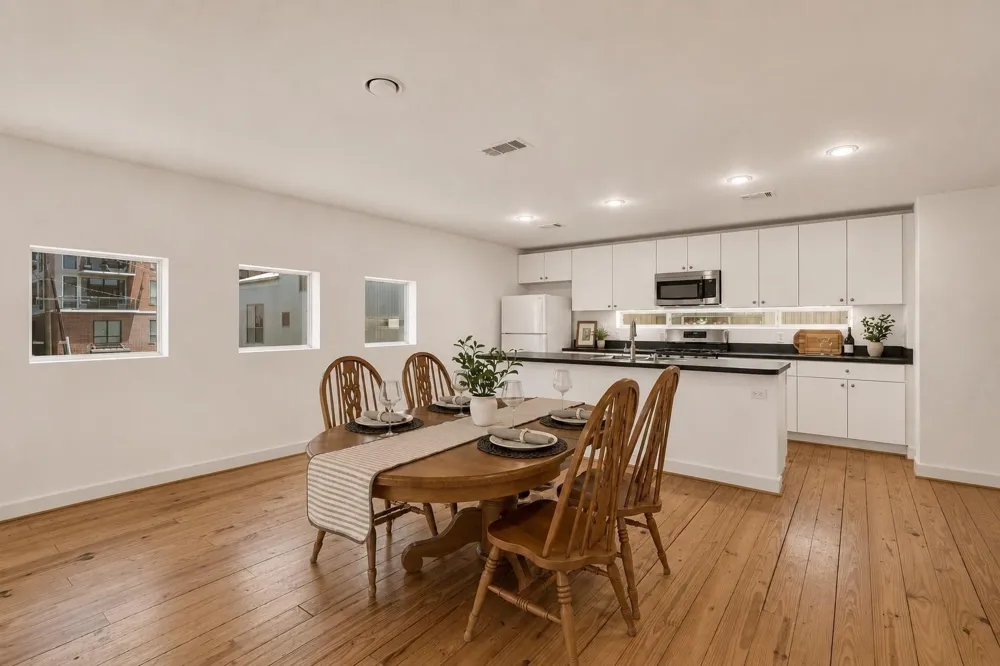 708 Ruthven Street Houston, TX 77019