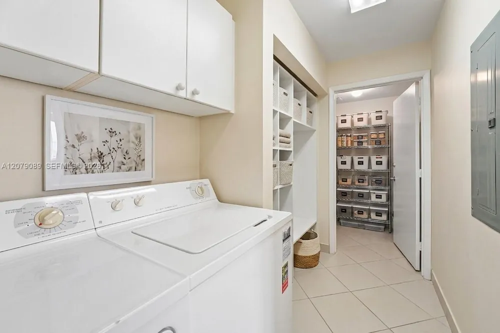 21150 Point Pl #3004 Aventura, FL 33180