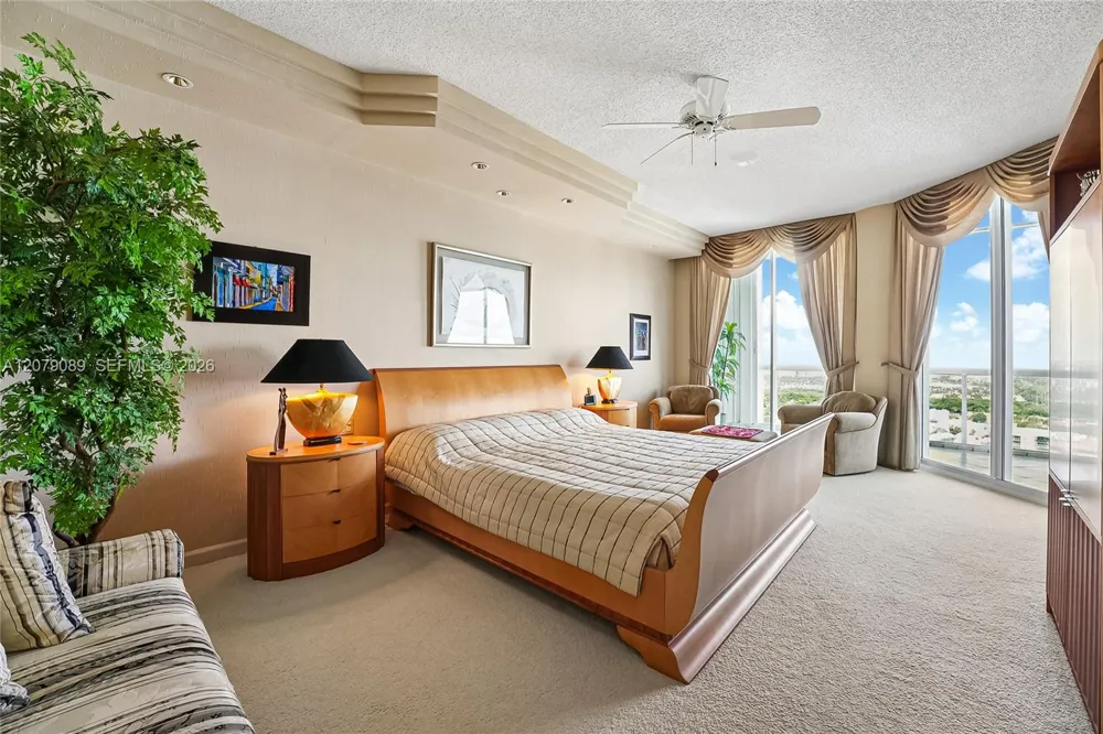 21150 Point Pl #3004 Aventura, FL 33180