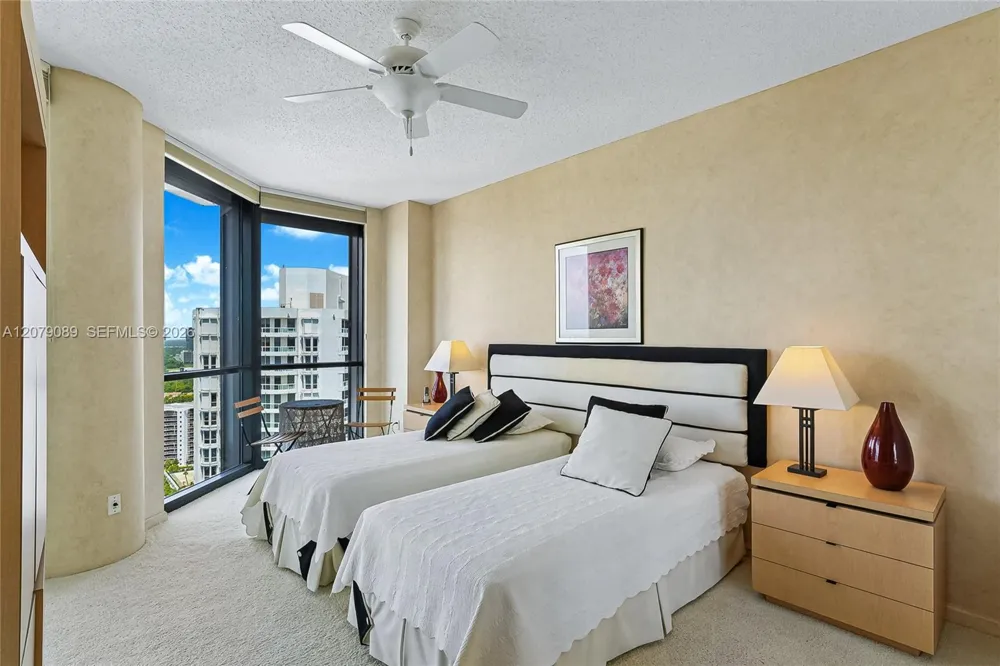 21150 Point Pl #3004 Aventura, FL 33180