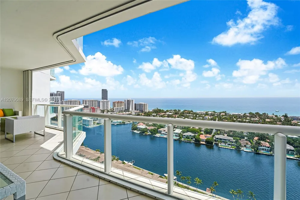 21150 Point Pl #3004 Aventura, FL 33180