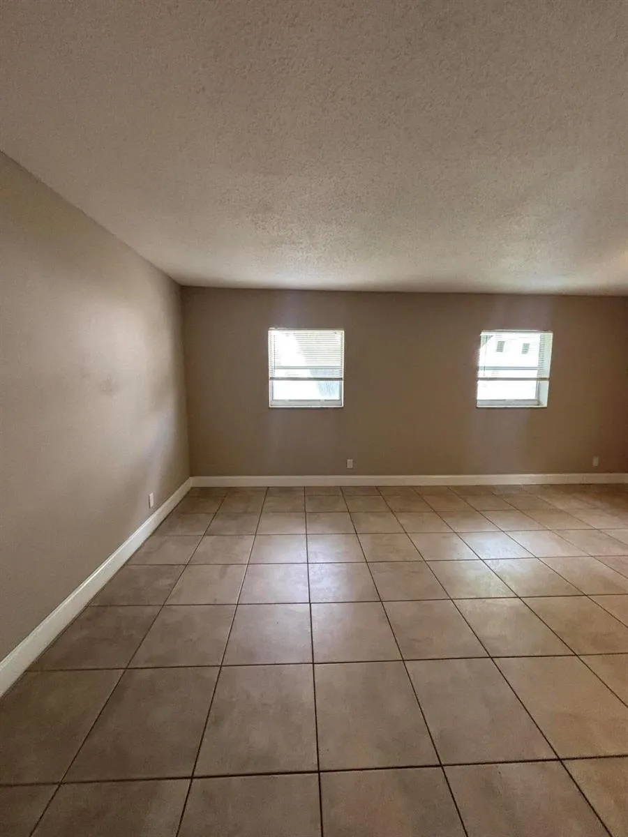 1550 NW 15TH STREET #8 Boca Raton, FL 33486