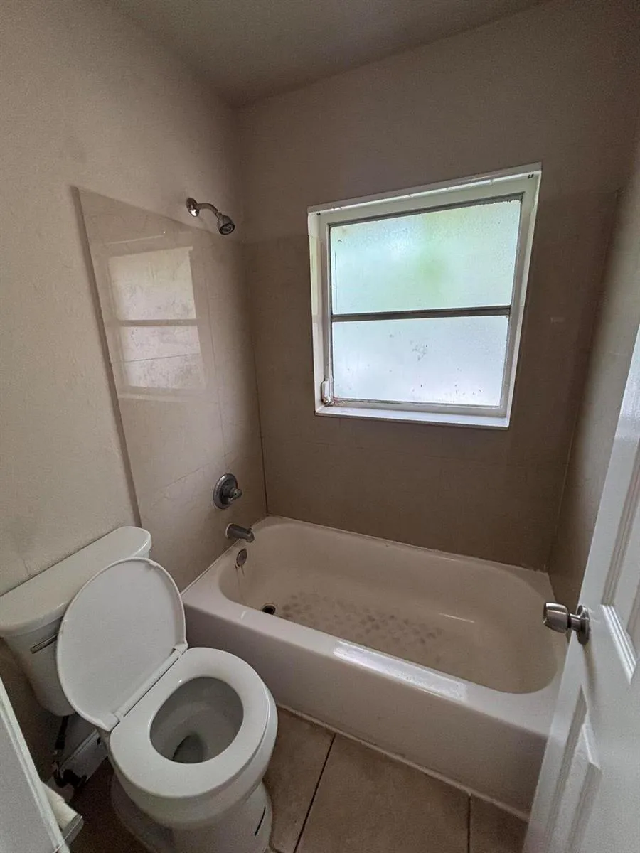 1550 NW 15TH STREET #8 Boca Raton, FL 33486