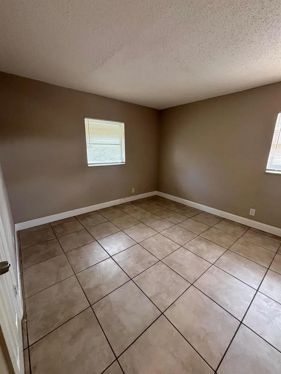 1550 NW 15TH STREET #8 Boca Raton, FL 33486