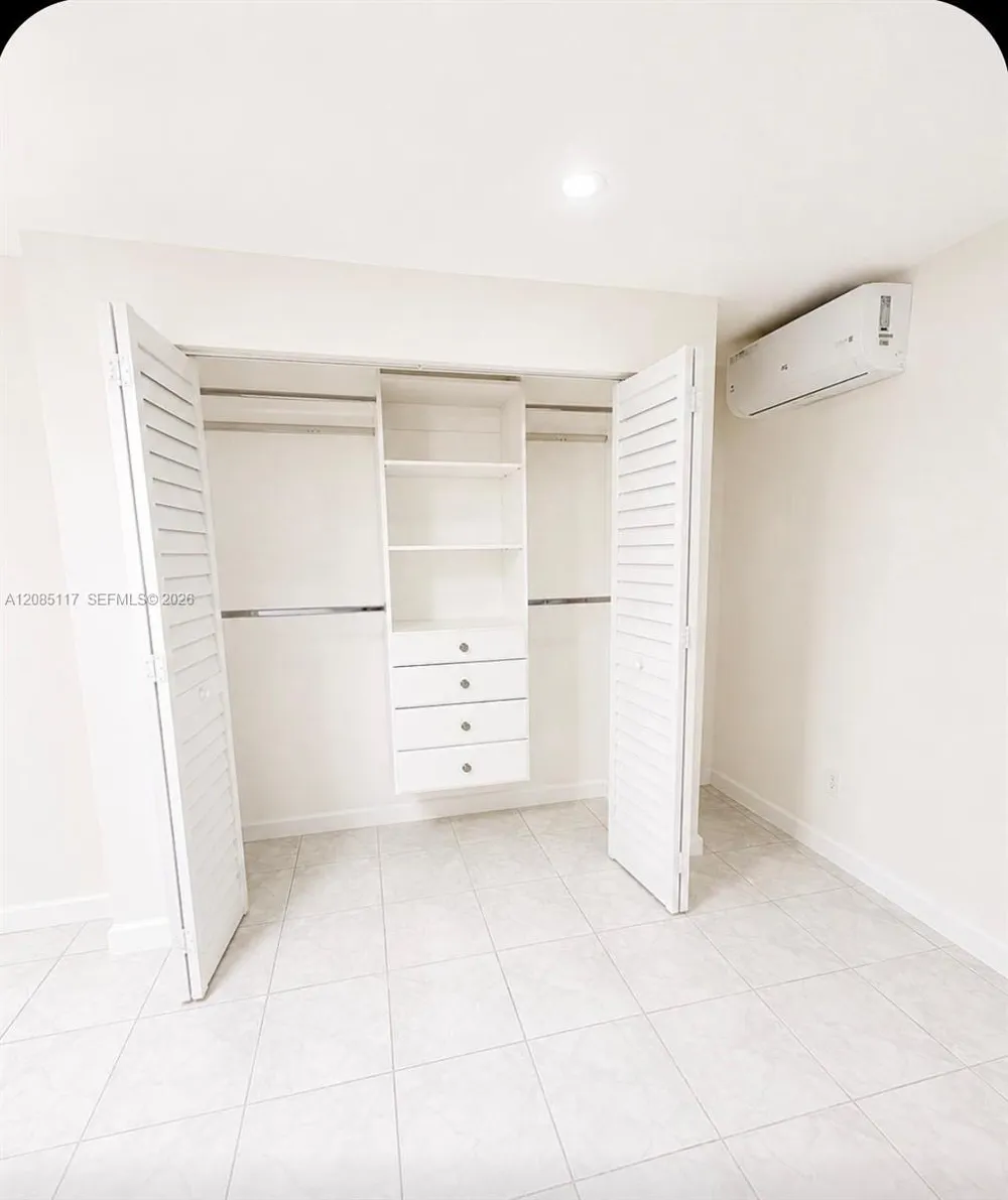 600 NW 108th St #2 Miami, FL 33168