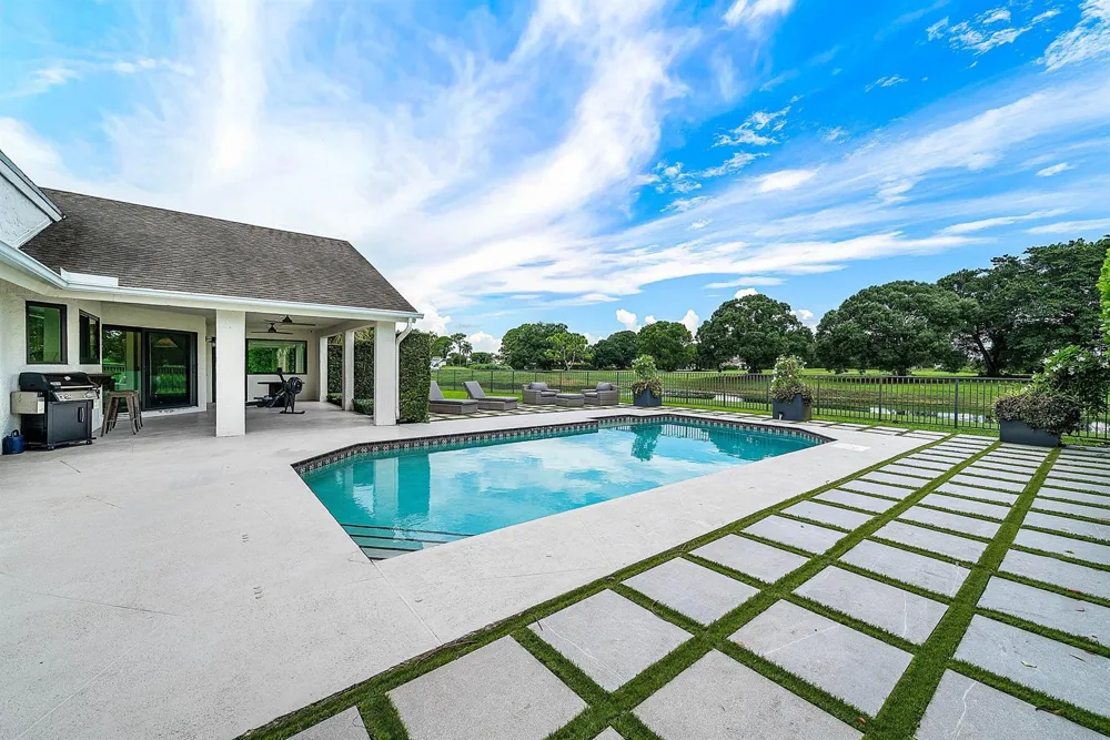 1860 Lynton Circle Wellington, FL 33414