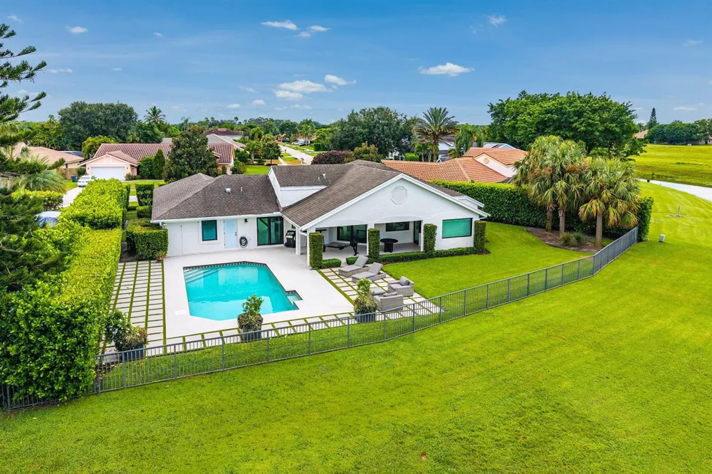 1860 Lynton Circle Wellington, FL 33414