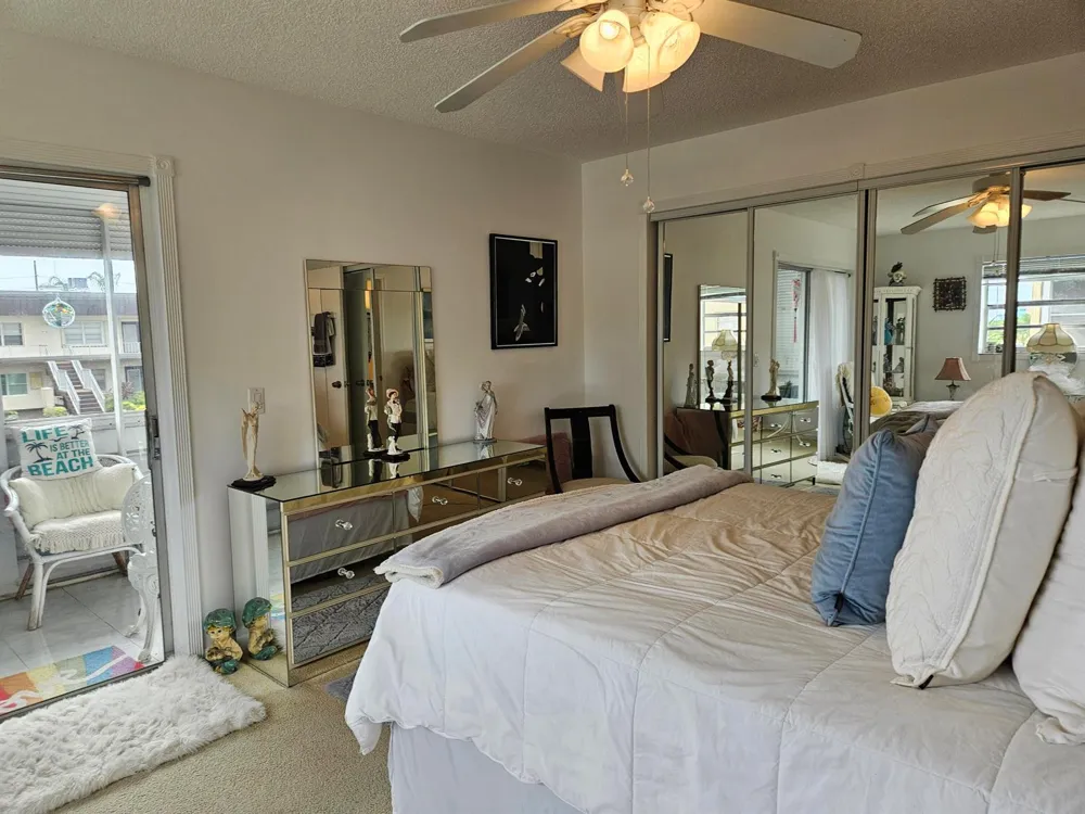 224 Burgundy E Delray Beach, FL 33484