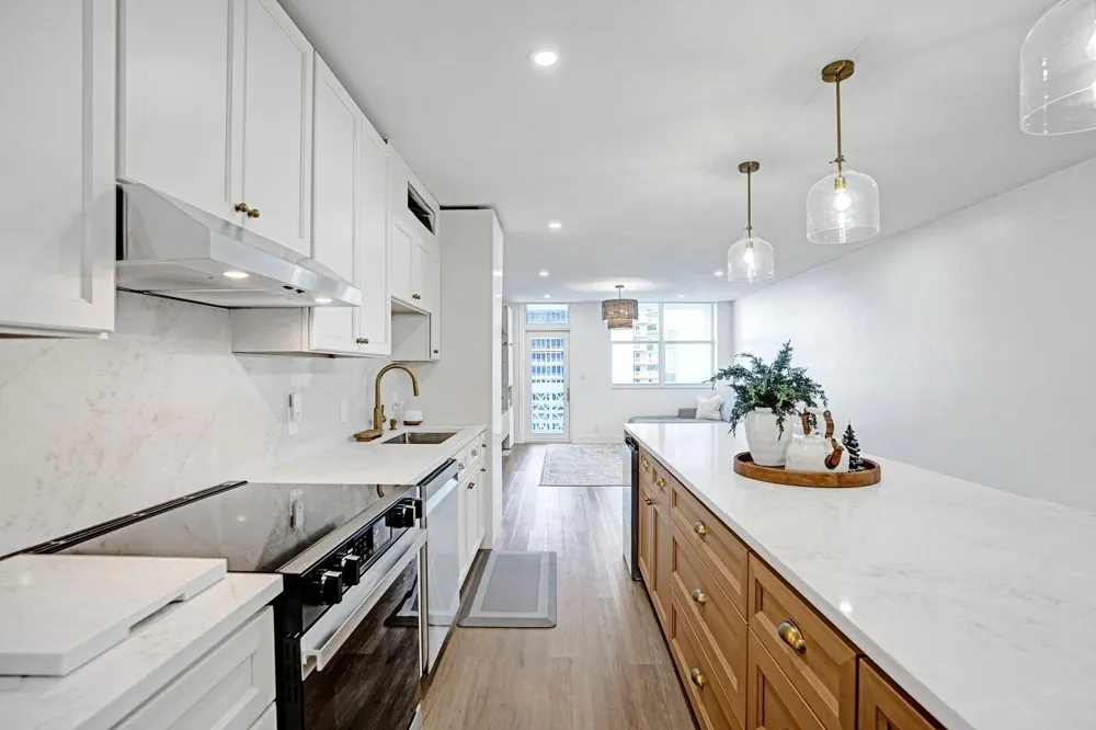 4250 GALT OCEAN DRIVE #9M Fort Lauderdale, FL 33308