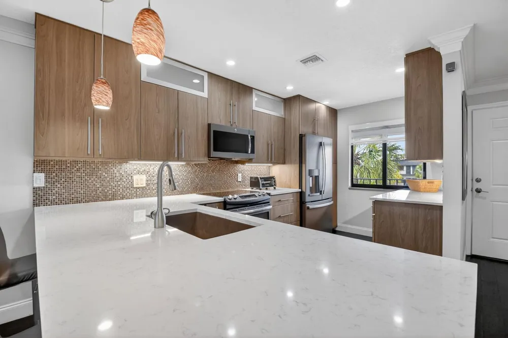 4290 DESTE COURT #303 Lake Worth, FL 33467
