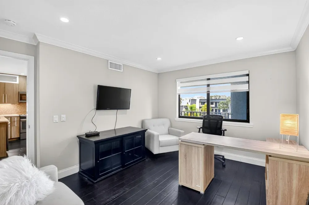 4290 DESTE COURT #303 Lake Worth, FL 33467