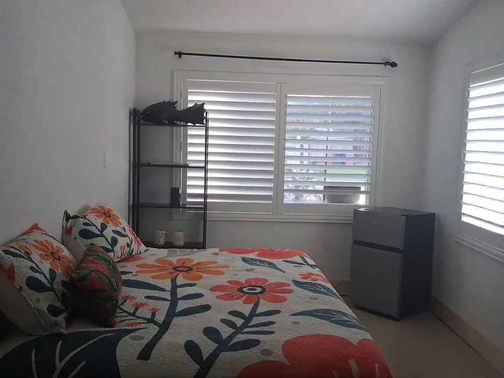 2574 NE 14TH TERRACE Pompano Beach, FL 33064