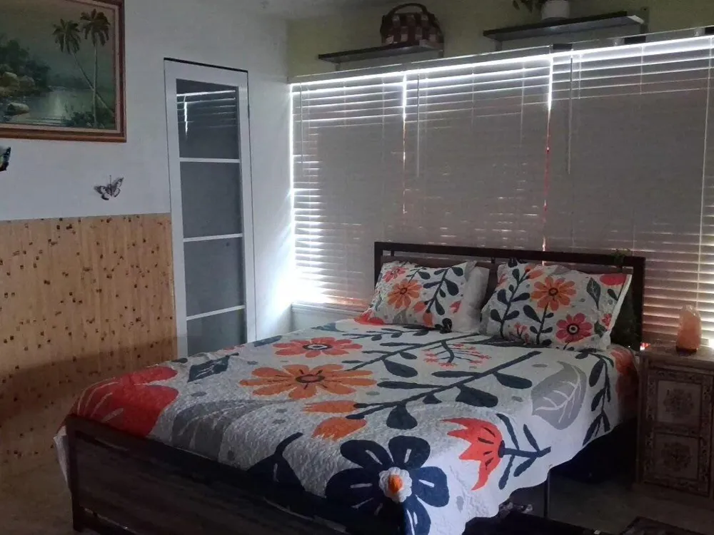 2574 NE 14TH TERRACE Pompano Beach, FL 33064