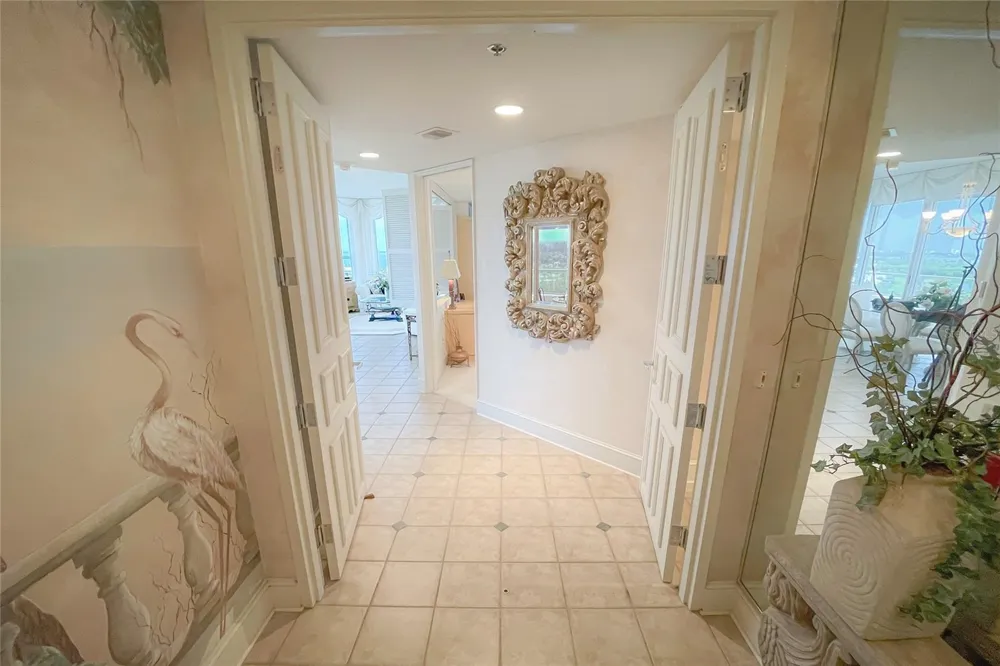 3040 GRAND BAY BOULEVARD #292 Longboat Key, FL 34228