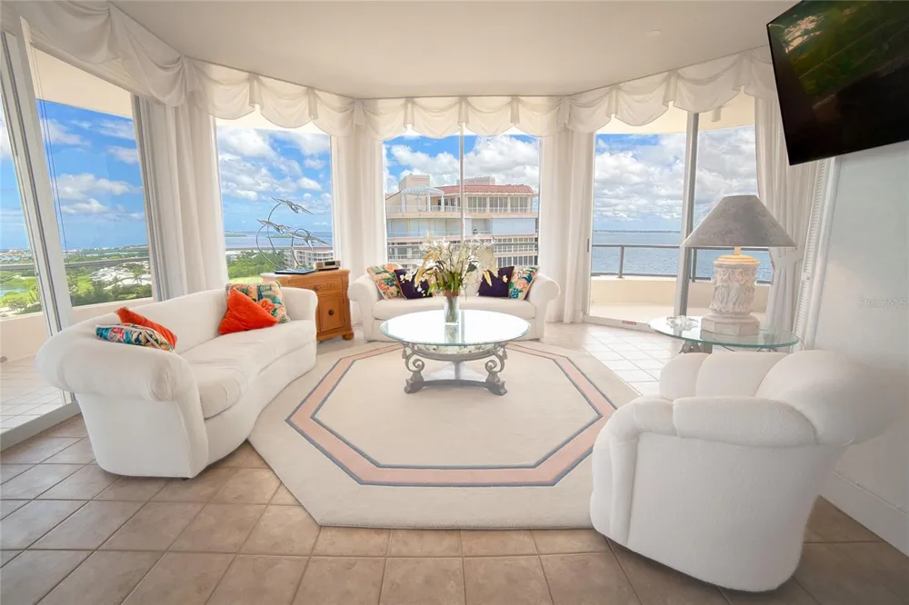 3040 GRAND BAY BOULEVARD #292 Longboat Key, FL 34228